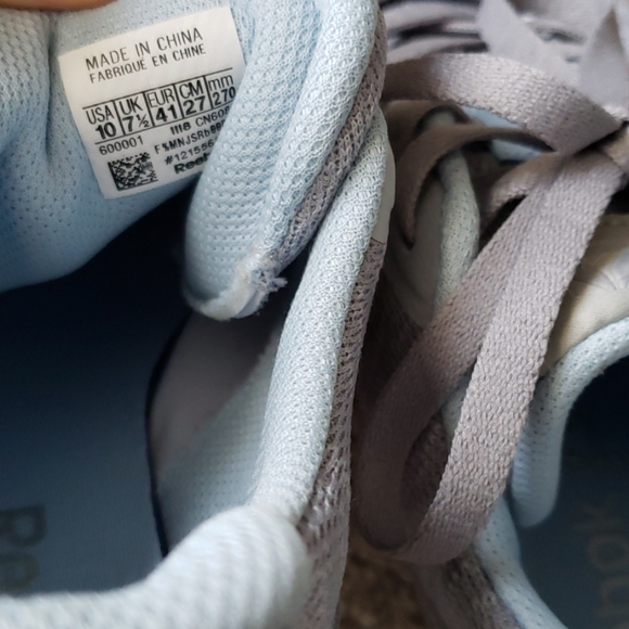 *SOLD* Reebok DMX shoes - Picture 5 of 7